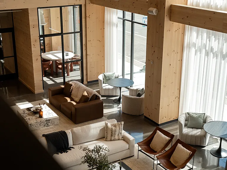 Lobby Lounge & Fireplace