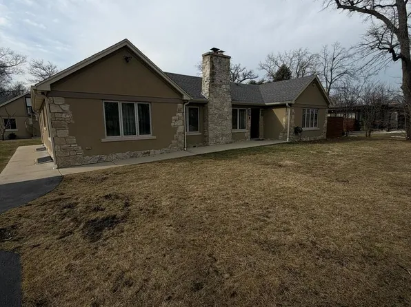 4N150 Hawthorne Ave, Bensenville, IL 60106