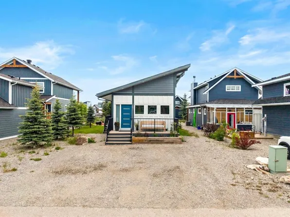 307 Cottageclub Line, Rocky View County, AB T0L 1N0
