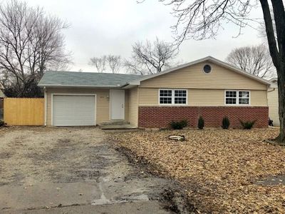 1934 E Lexington Dr, Terre Haute, IN, 47802