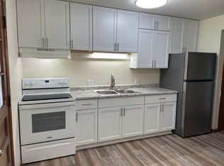 198 1st St APT 2, Gilbert, IA 50105