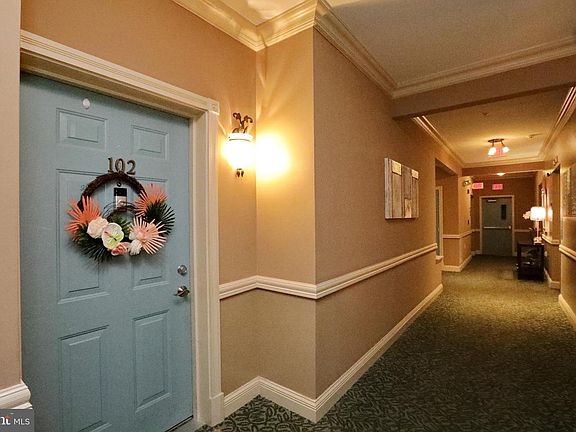 5th image of 800 Edelen Station Pl APT 102