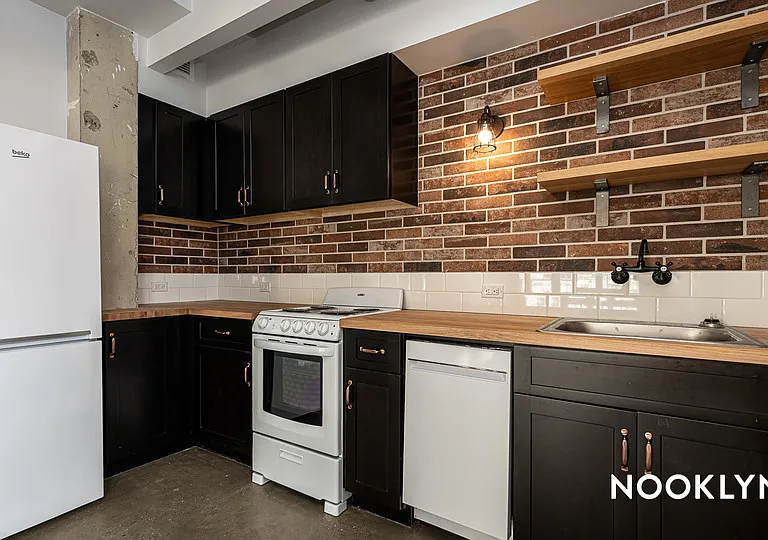 639 Foster Ave #503 — Photo 1
