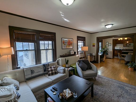 3rd image of 3332 Colfax Ave S APT 201