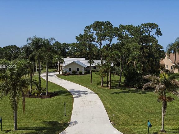 2nd image of 4101 SW Bimini Cir