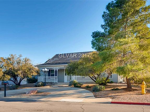 2nd image of 251 E Delamar Dr