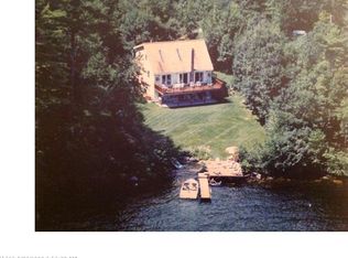 29 Maxfield Rd, Naples, ME 04055