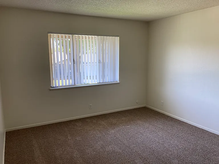 1514 Lincoln Blvd #15 — Photo 9