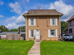 525 6th St, Nevada, IA 50201