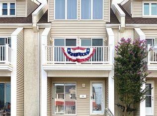 110 55th St #2, Ocean City, NJ 08226