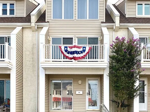 110 55th St #2, Ocean City, NJ 08226