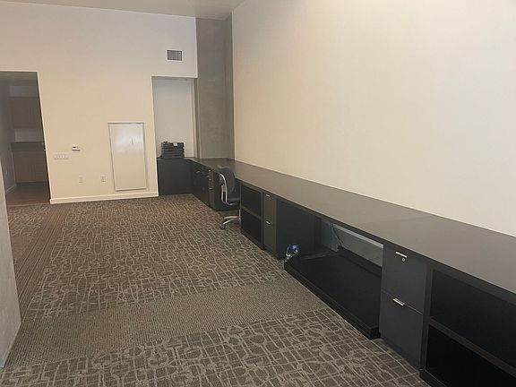 5th image of 350 11th Ave Unit 123