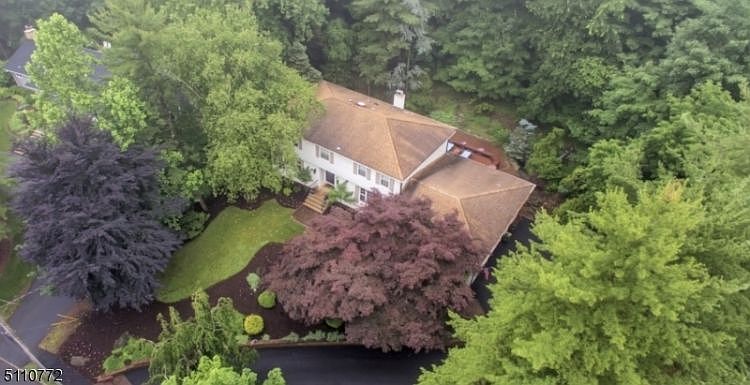 1st image of 35 Hillside Ave