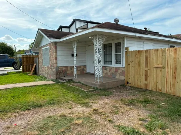 335 Delaware St, Houston, TX 77029