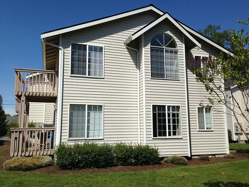 1st image of 5680 Eagle Pkwy APT 2