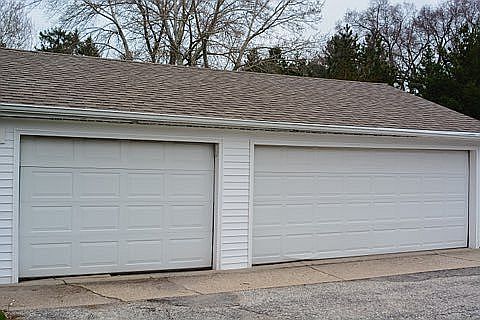 3 car garage