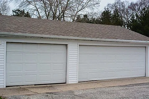 3 car garage