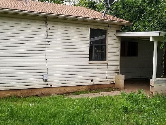 2nd image of 519 Rosewood St