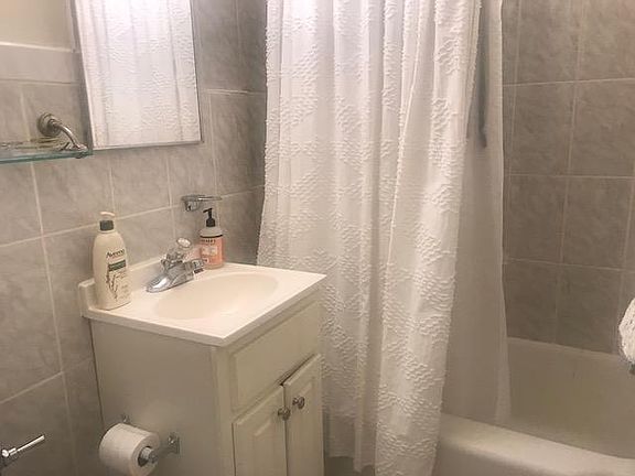 3rd image of 1569 York Ave APT 2B