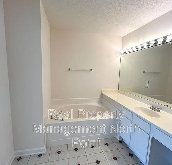 5305 Falling Water Ter — Photo 19