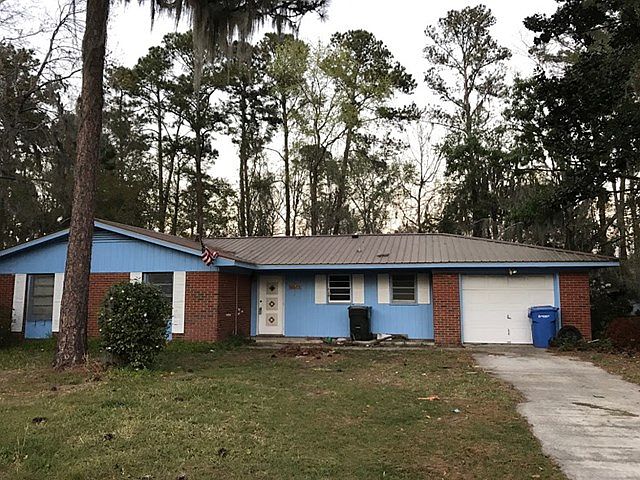 1st image of 120 Northwood Dr