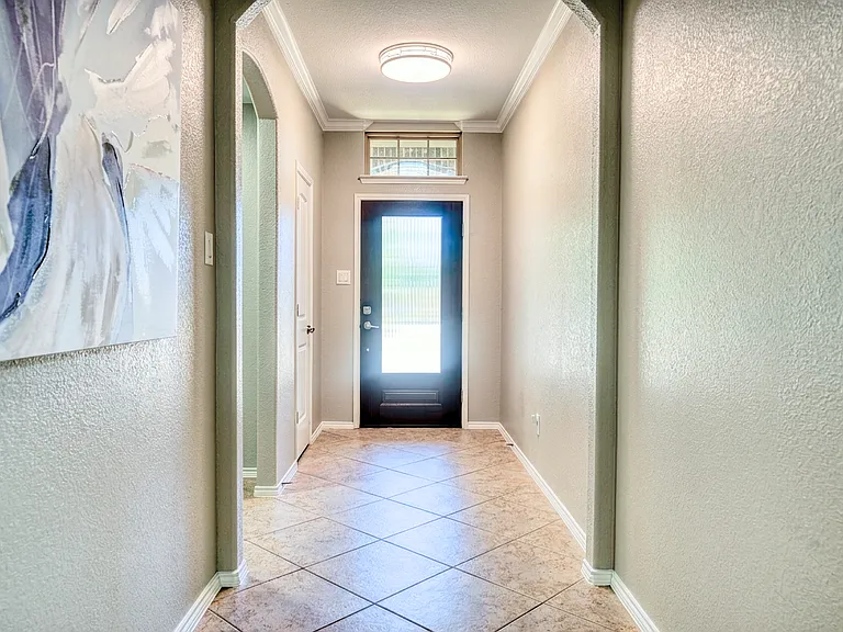 11720 Champion Creek Dr — Photo 3