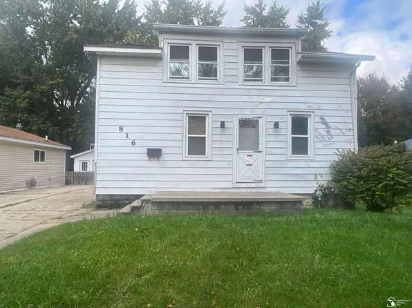 816 Strawberry St, Dundee, MI 48131