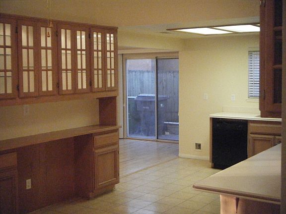 4th image of 24815 Walnut Creek Cir