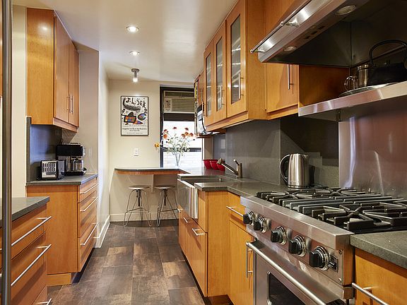 3rd image of 200 W 86th St APT 12H