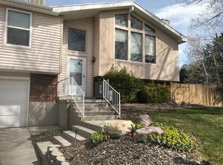 2241 E Falcon Way, Sandy, UT 84093