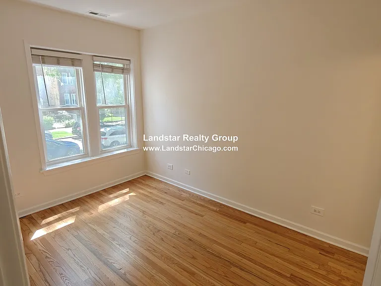 3741 W Argyle St #3 — Photo 10