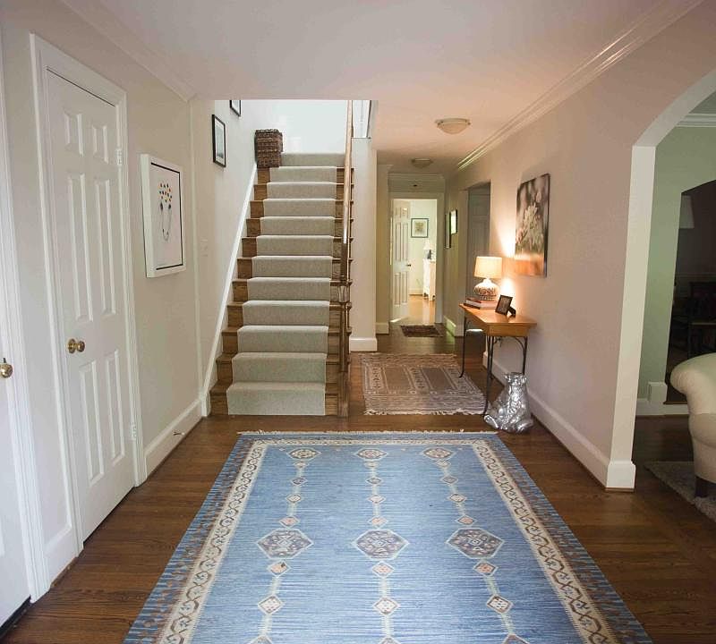 Entry way