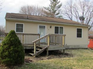 716 E Columbia St, Mason, MI 48854