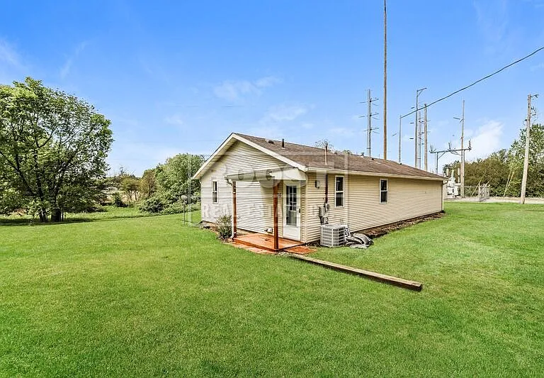 2406 Springfield Xenia Rd — Photo 2