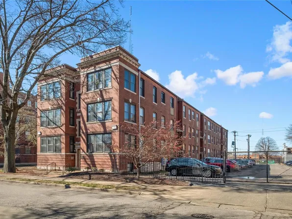 615 Clara Ave APT 1B, Saint Louis, MO 63112