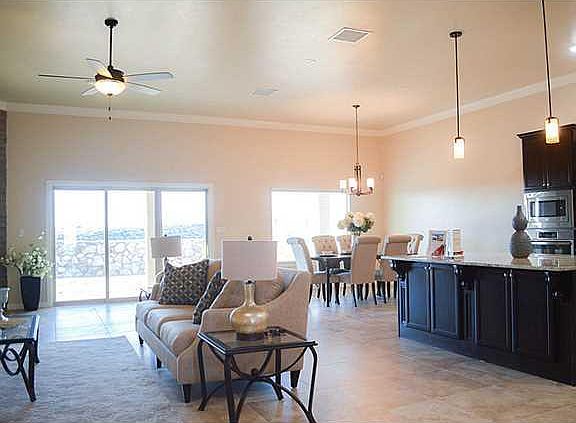4th image of 7217 High Plains Dr