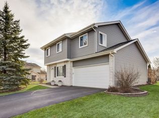 2823 Emma Cir, Aurora, IL 60504