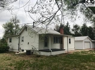 810 N Buchanan St, Hutchinson, KS 67501