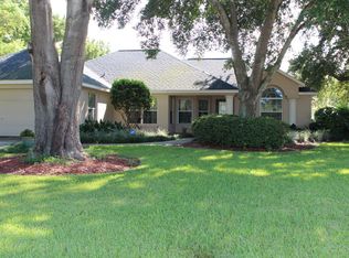 33812 Overton Dr, Leesburg, FL 34788
