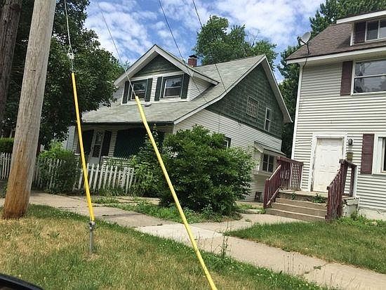 1st image of 119 Dickinson St SE