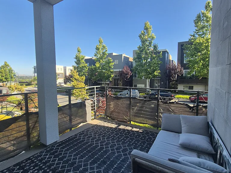 111 Llano De Los Robles Ave #7 — Photo 30