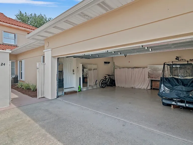 24 Captiva Cir — Photo 9