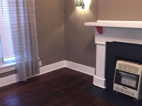 2nd image of 1338 E 8th St #1338