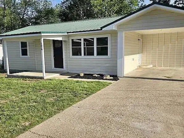 706 E Redwood Ave N, Sallisaw, OK 74955