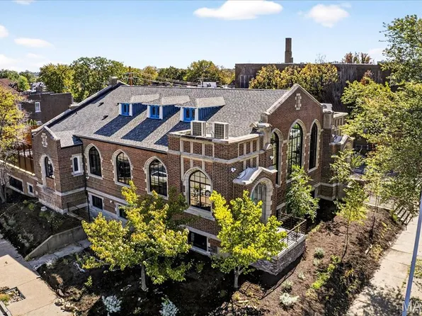 1034 S Kingshighway Blvd, Saint Louis, MO 63110