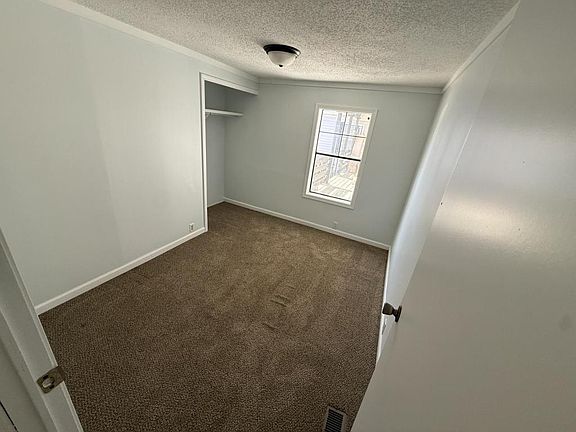 5th image of 409 Peachtree St