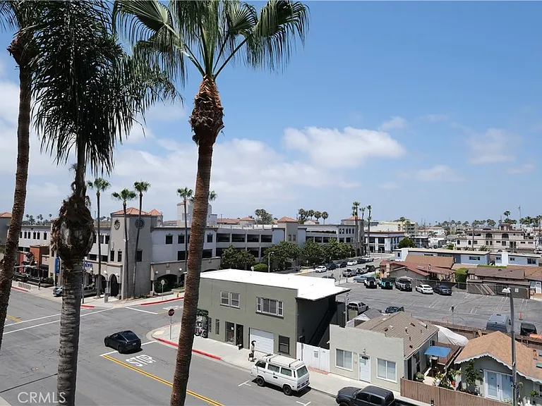 200 Pacific Coast Hwy — Photo 35