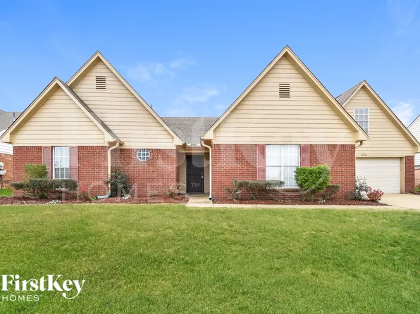 1665 Central Trails Dr, Southaven, MS 38671