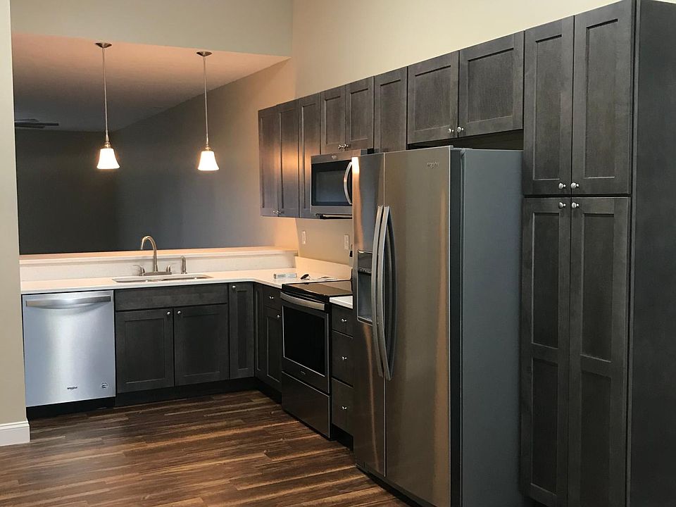 1st image of 211 Jefferson St #211