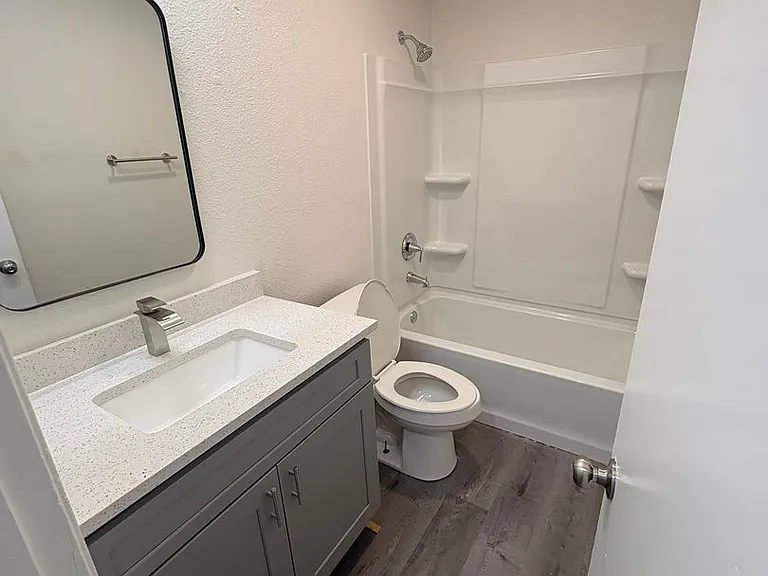 12406 Coronet St — Photo 11